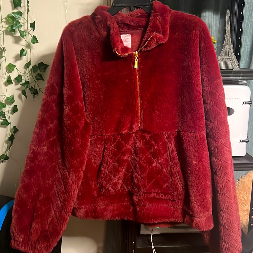 Maroon fluffy jacket